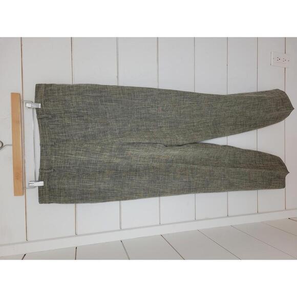 Chico's Design size 2 (size 12 standardly) black & tan tapered pants with pleats - Picture 2 of 5